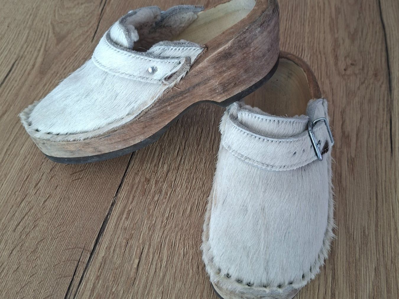 Scarpe per ragazzi: Devich Holzschuhe – Usato da Triesenberg venduto da Malia8