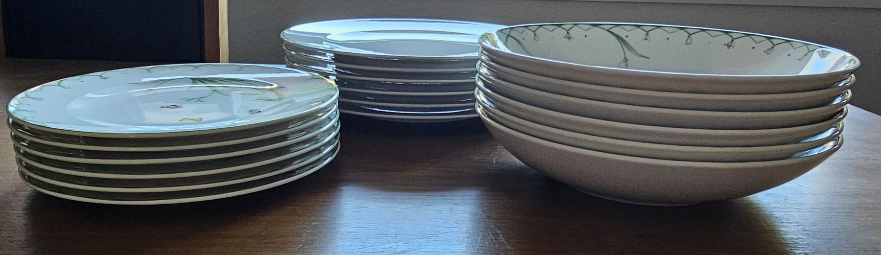 Villeroy & Boch Geschirrsets: Villeroy & Boch Colourful Spring - 18x – Neu und originalverpackt aus Biel/Bienne von crima 1