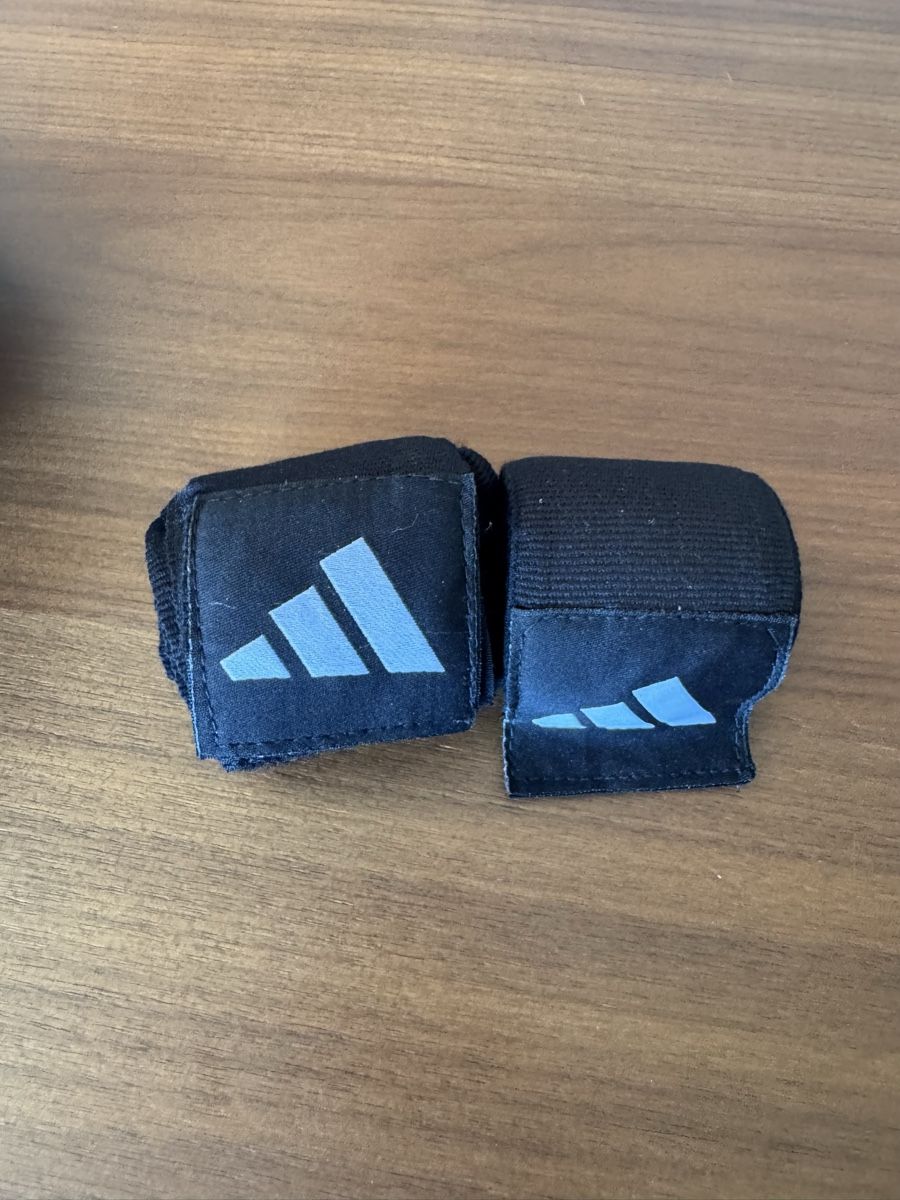 Adidas Guanti & manicotti: Boxing gloves Adidas 10oz – Usato da Zürich venduto da byjtew 3