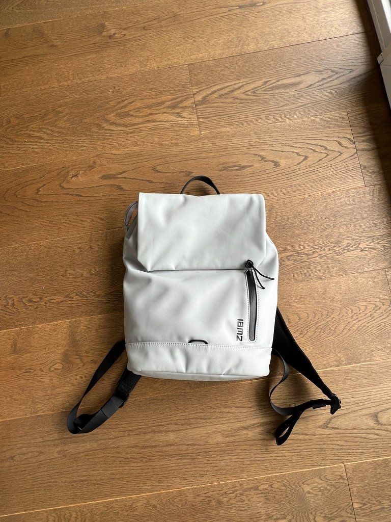 Zwei Zaini: Zweifach Rucksack hellgrau, neu – Nuovo (secondo la descrizione) da Solothurn venduto da Scoony