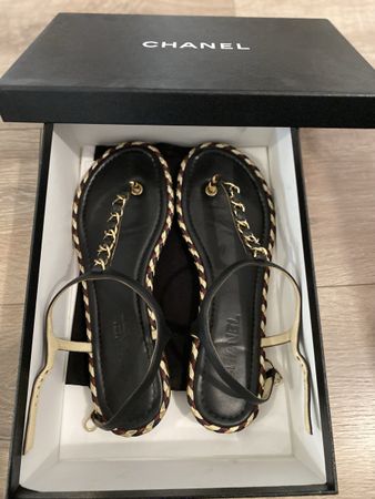 Sandales Chanel T 41 
