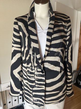 Zara Basic L Zebra Blazer