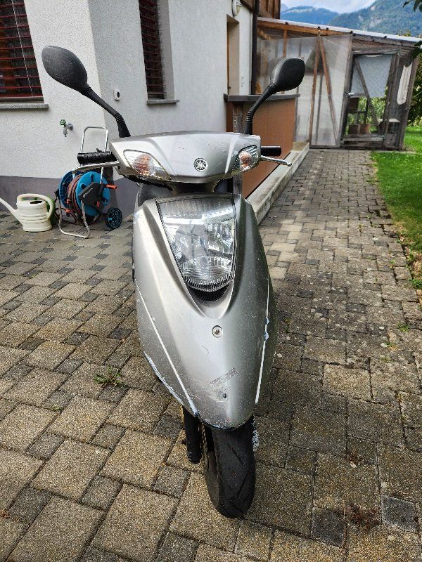 Yamaha Strada: Motorrad Yamaha XC125 Roller hellgrau met. – Usato da Wilderswil venduto da beo12345 2