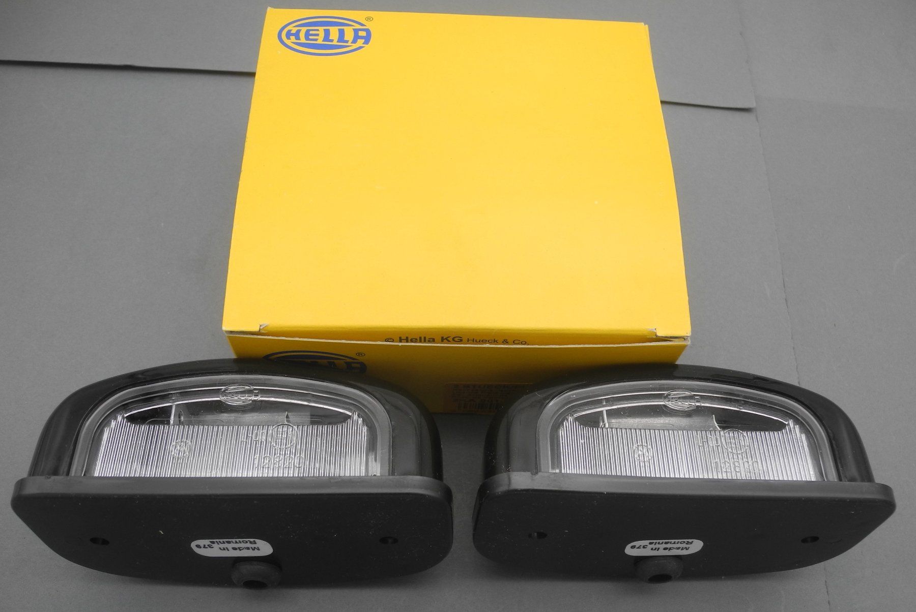 Tutti pezzi di ricambio auto: 2 Stk. Hella Oldtimer Kennzeichenleuchten C5W, Nr. 62a – Nuovo e nell'imballaggio originale da Kottwil venduto da Crazyrolf 1