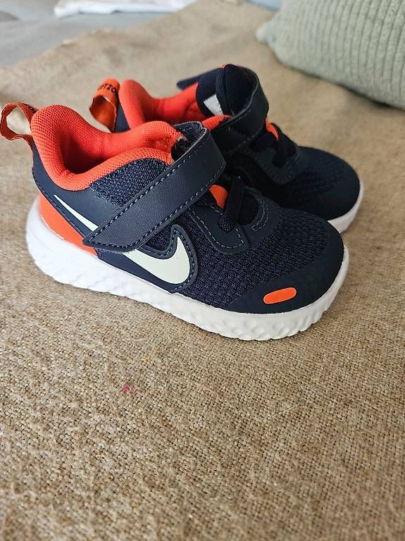 Nike Scarpe da uomo: Nike Schuhe – Nuovo e nell'imballaggio originale da Zollikofen venduto da nel_5f8w