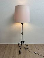 Vintage Stehlampe aus Schmiedeeisen und Messingdetails