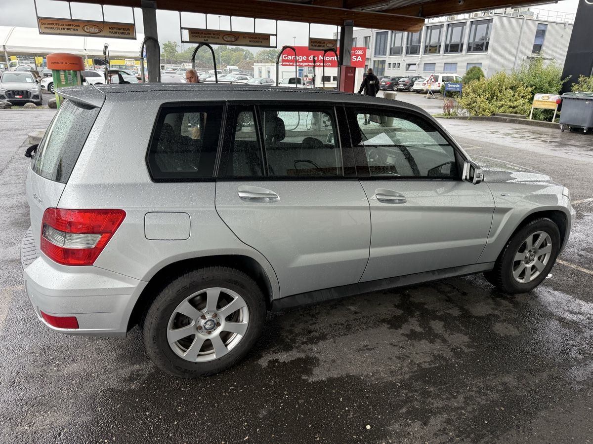 Mercedes-Benz Autos: Mercedes Glk 220 cdi 4x4 – D'occasion à Collombey par arta1804 7