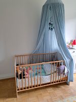 Kinderbett aus Holz