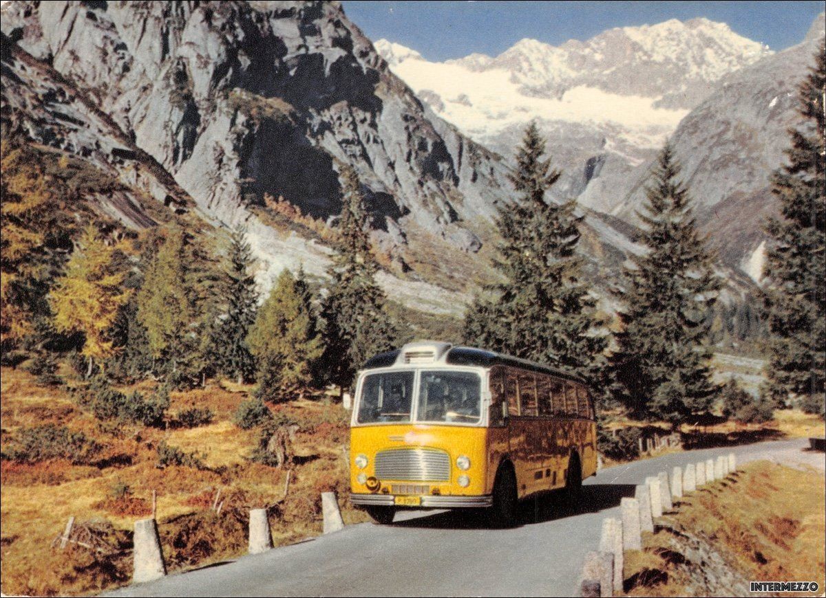 Cartes postales: Postauto / Grimselstrasse Altes Postauto – D'occasion à Basel par intermezzo12