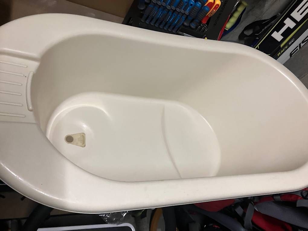Badespass: Babybadewanne – Gebraucht aus Arbon von sta_y6wk