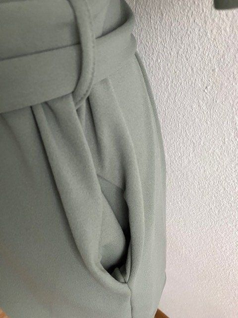 Boohoo Vestiti: Robe manches courtes avec ceinture taille 38 – Usato da Marin-Epagnier venduto da rchouchouu 1