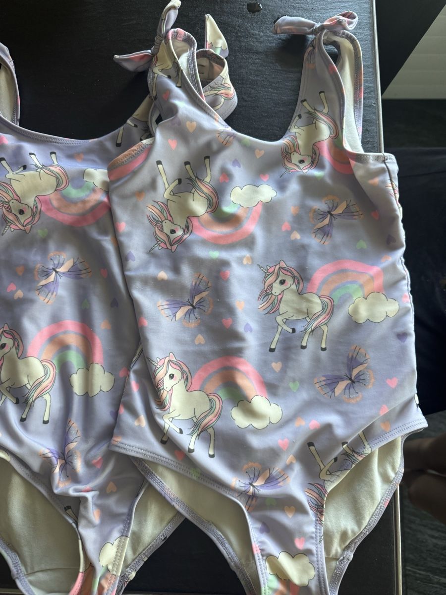 H&M Badekleider & Bikinis: 1/2/3 Badkleider 122-128 – Gebraucht aus Wädenswil von dorodi 1