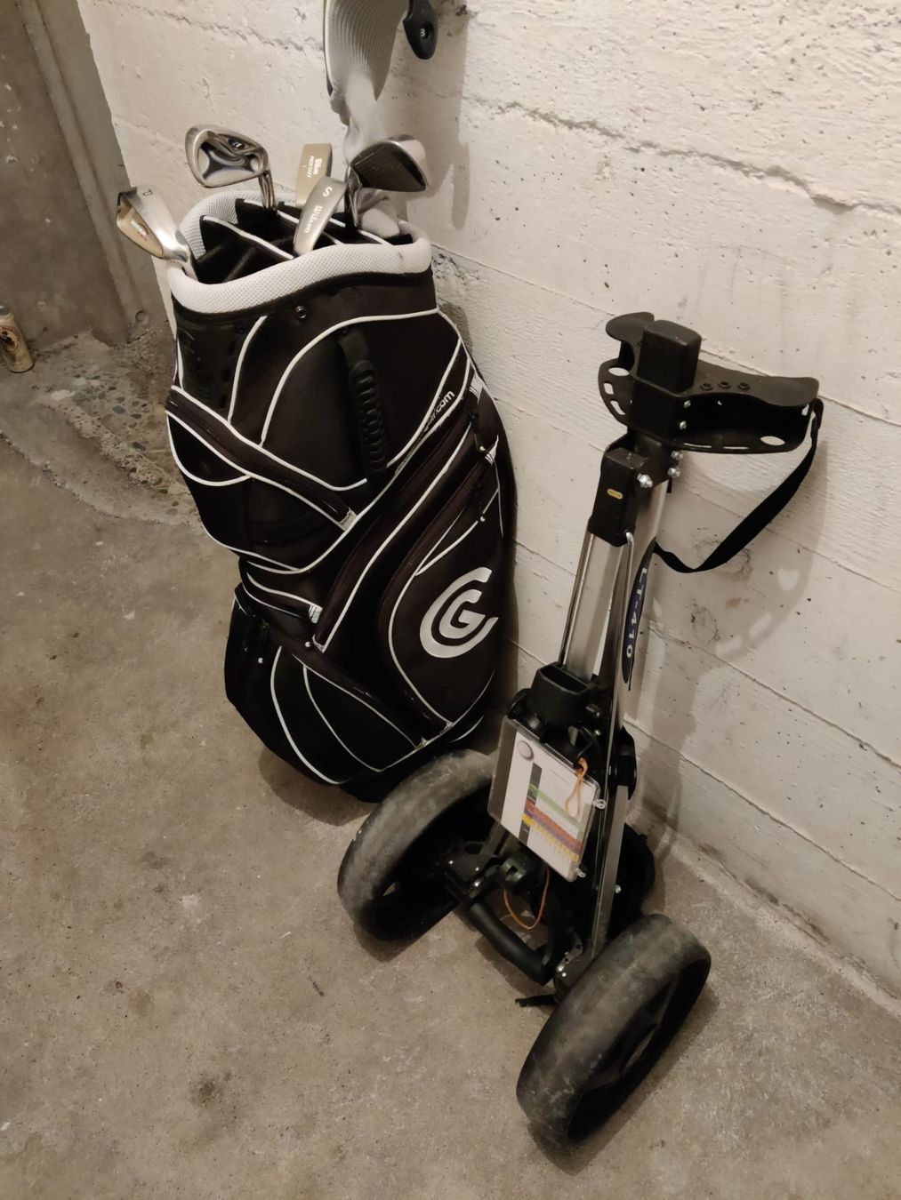 Wilson Schläger & Sets: Golftasche mit Schlägern – Gebraucht aus Zürich von  1