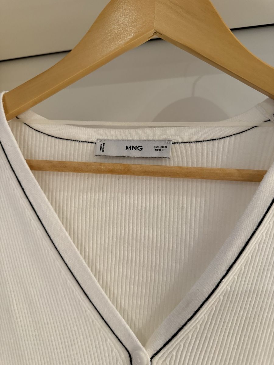 Mango Giacche: Mango Strickjacke, Grösse M, Offwhite – Usato da Volketswil venduto da habibeoez 2