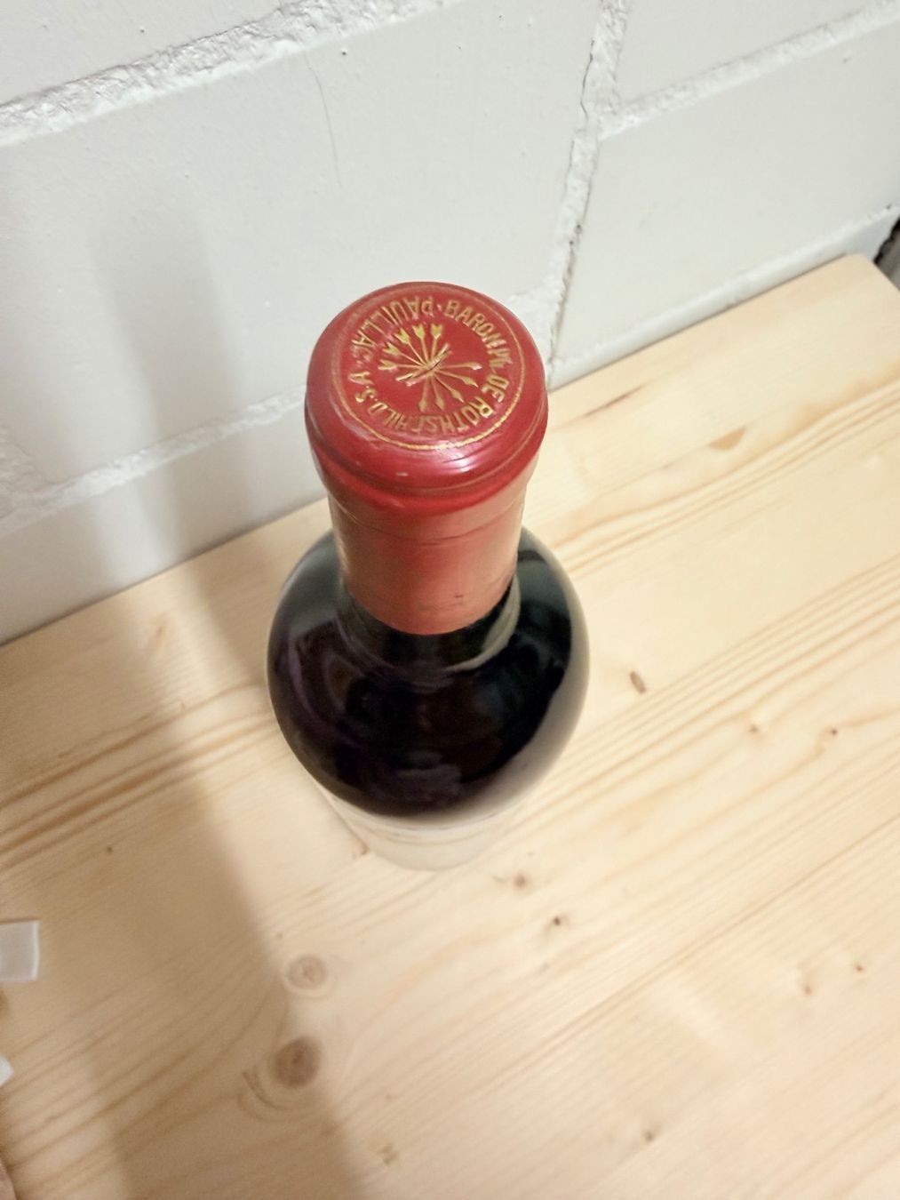 Mouton Rothschild Vino: Mouton Rothschild 1983, Versand möglich – Nuovo (secondo la descrizione) da Siebnen venduto da Bluenight050189 2