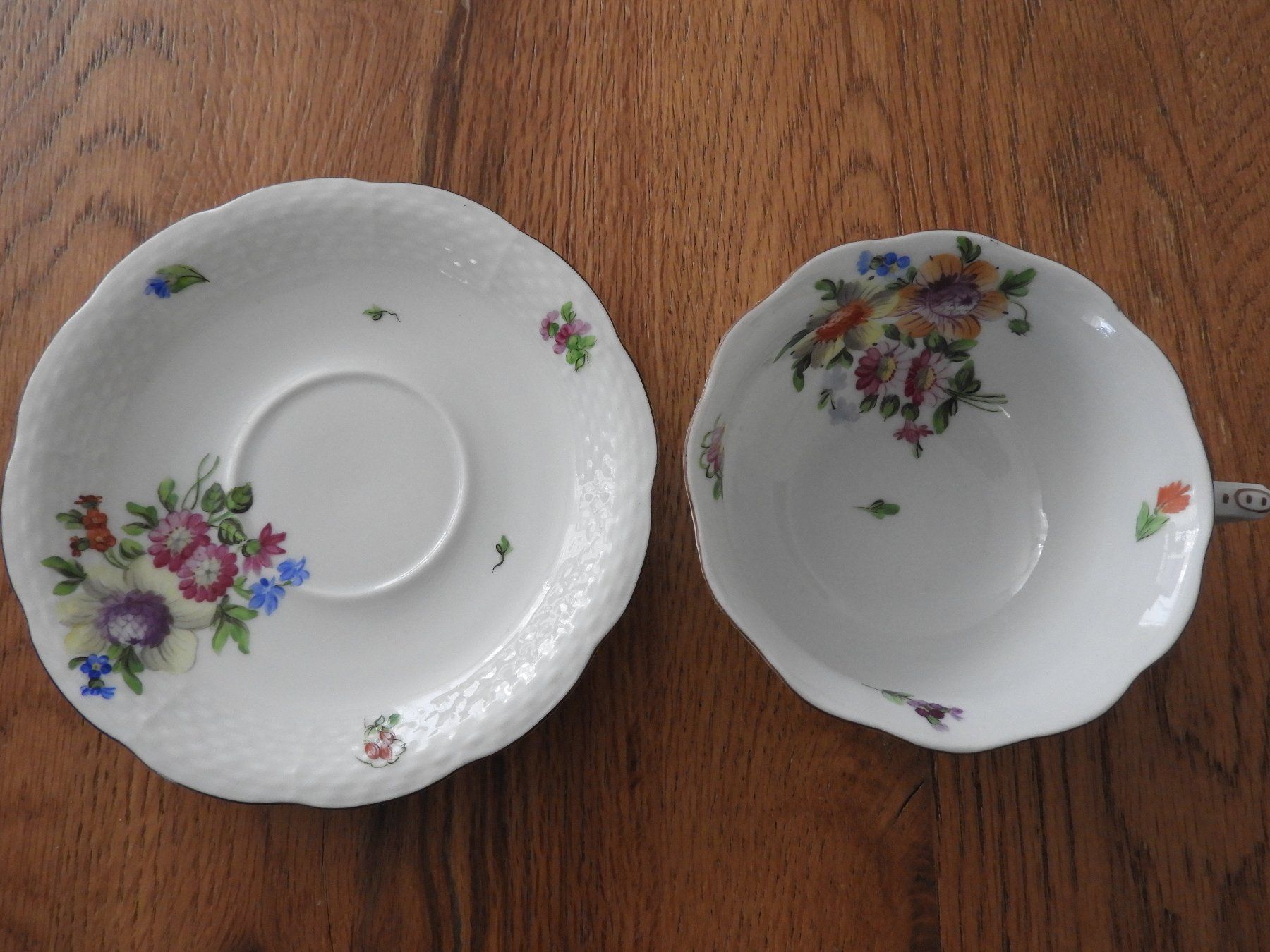 Herend Tassen: Kaffeetasse Teetasse mit Unterteller Herend 1944 – Gebraucht aus Zuerich von proactiv 1
