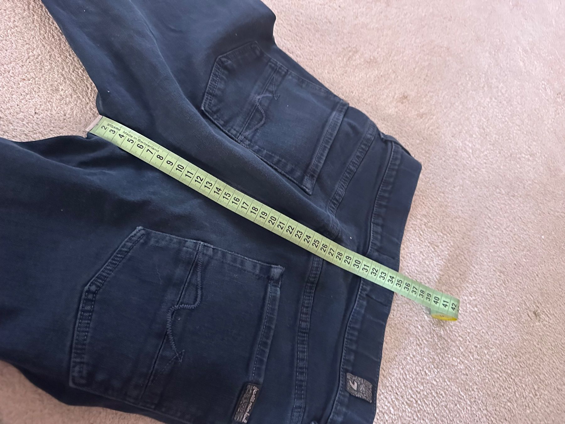 Mankind Jeans: 7 for All Mankind Jeans 28 – Gebraucht aus Zürich von akoprio 5