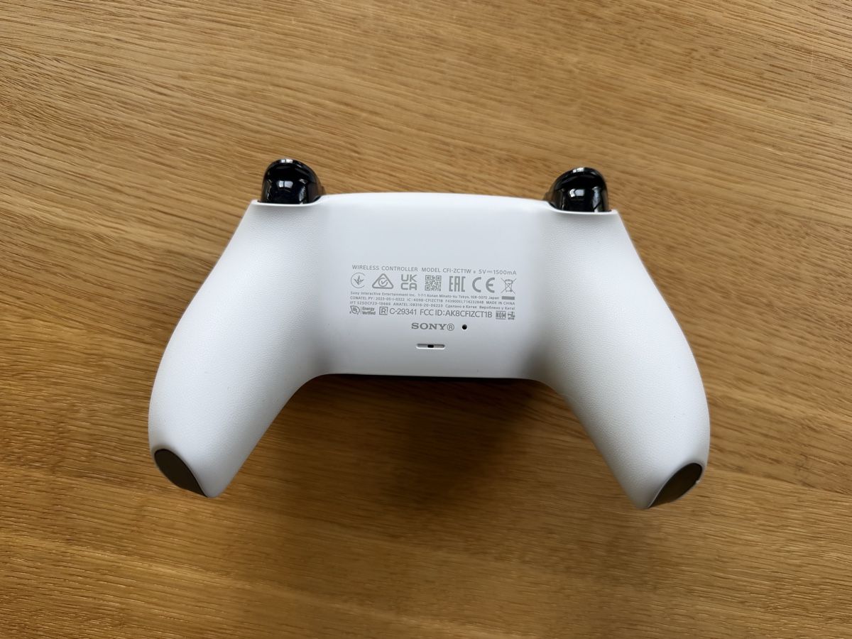 Sony Controller: Sony DualSense Wireless Controller PS5 – Nuovo (secondo la descrizione) da Zürich venduto da Th_meier 1