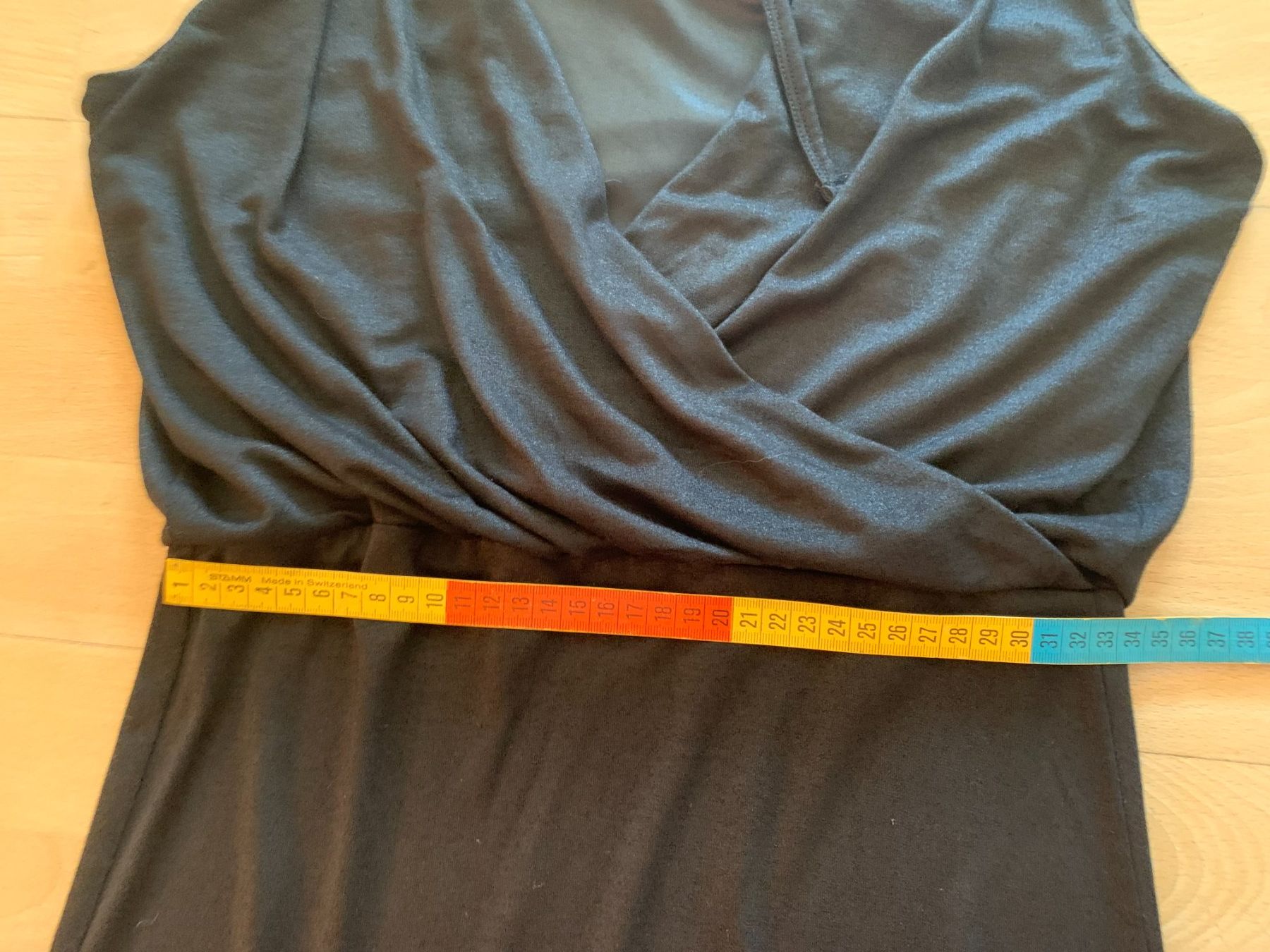 Vila Vestiti: Vila Damen Kleid, Gr. M, Schwarz – Usato da Worb venduto da farben20zauber 5
