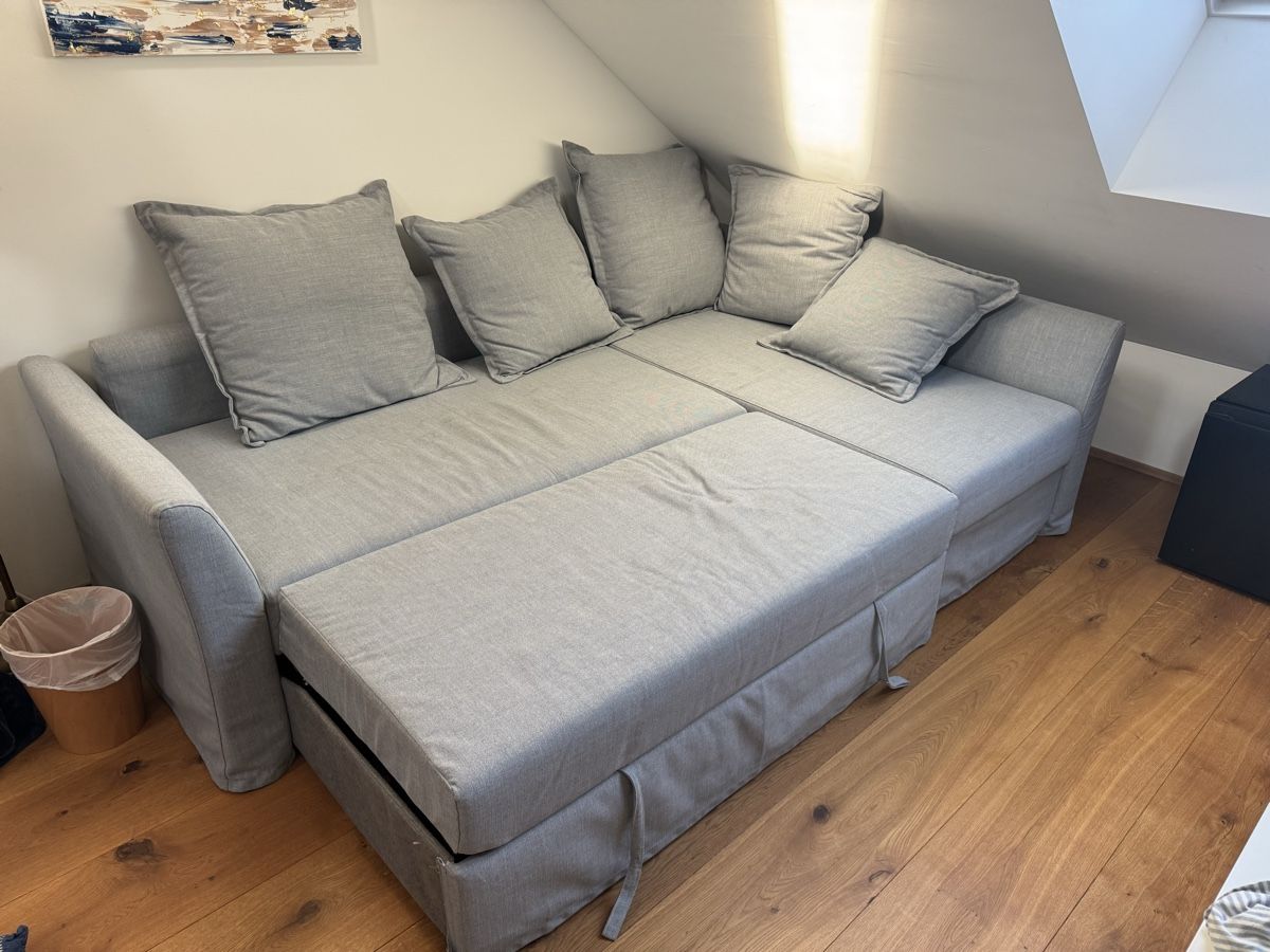Ikea Divani: Bettsofa Ikea grau – Usato da Basel venduto da Ducati620 3