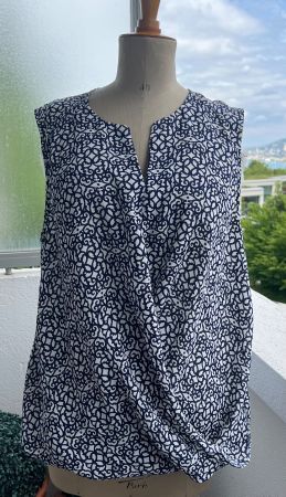 Sommerliches Top, Grösse XL marineblau-weisses Muster