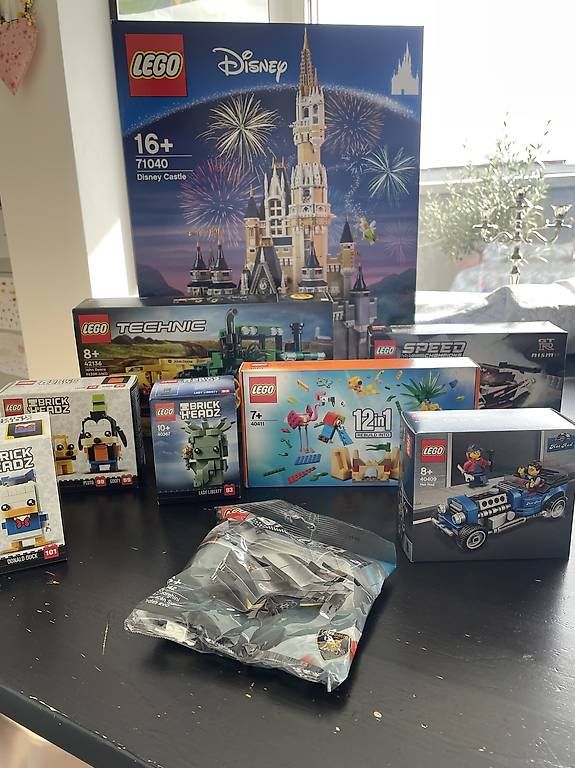 Lego Giocattoli: 9 OVP Lego Sets mit Disney Schloss, Fehlerfrei. – Usato da Münsingen venduto da stampcorner 2