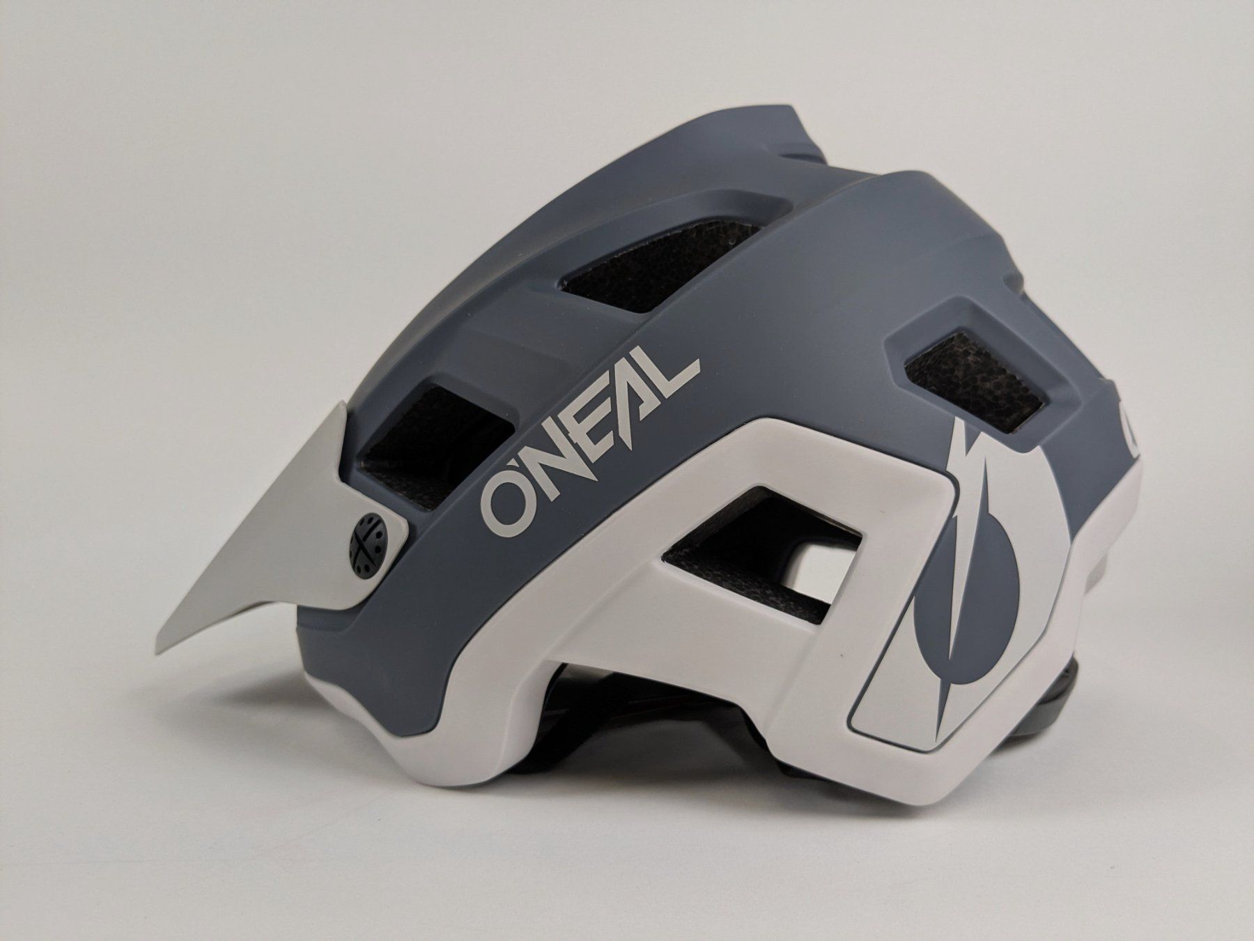 Helme: O`NEAL Deffender Helmet Solid Velohelm Gr. L/XL – Neu (gemäss Beschreibung) aus Dintikon von Restwert_Dintikon 4