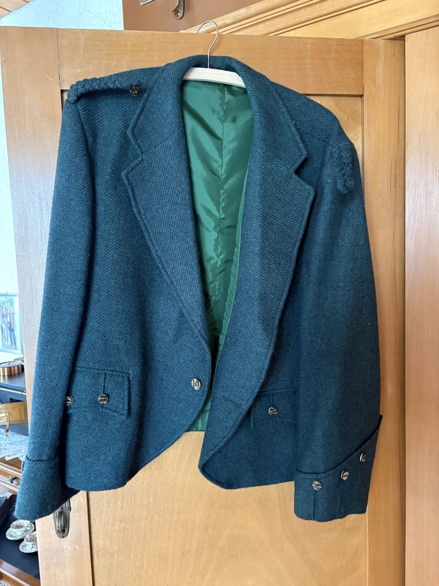 Uniformen: Schottische Highland-Uniform – Gebraucht aus Langwiesen von Ferrienland