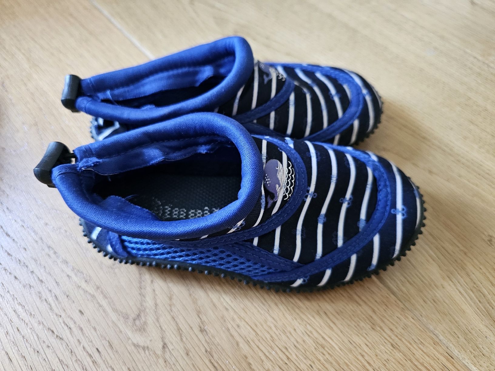 Scarpe da uomo: Badeschuh – Usato da Basel venduto da vel_w2tr