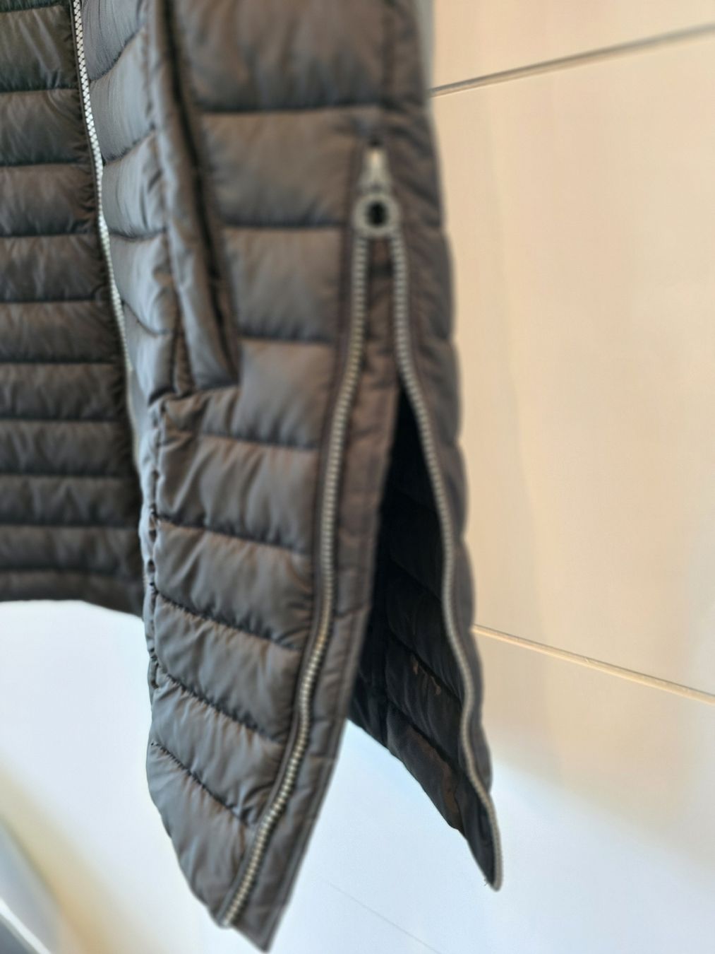 Fuchs Schmitt Gilets & Westen: FUCHS SCHMITT Damen Longweste,  schwarz, Grösse XXL – Neu (gemäss Beschreibung) aus St. Gallen von charly92 2