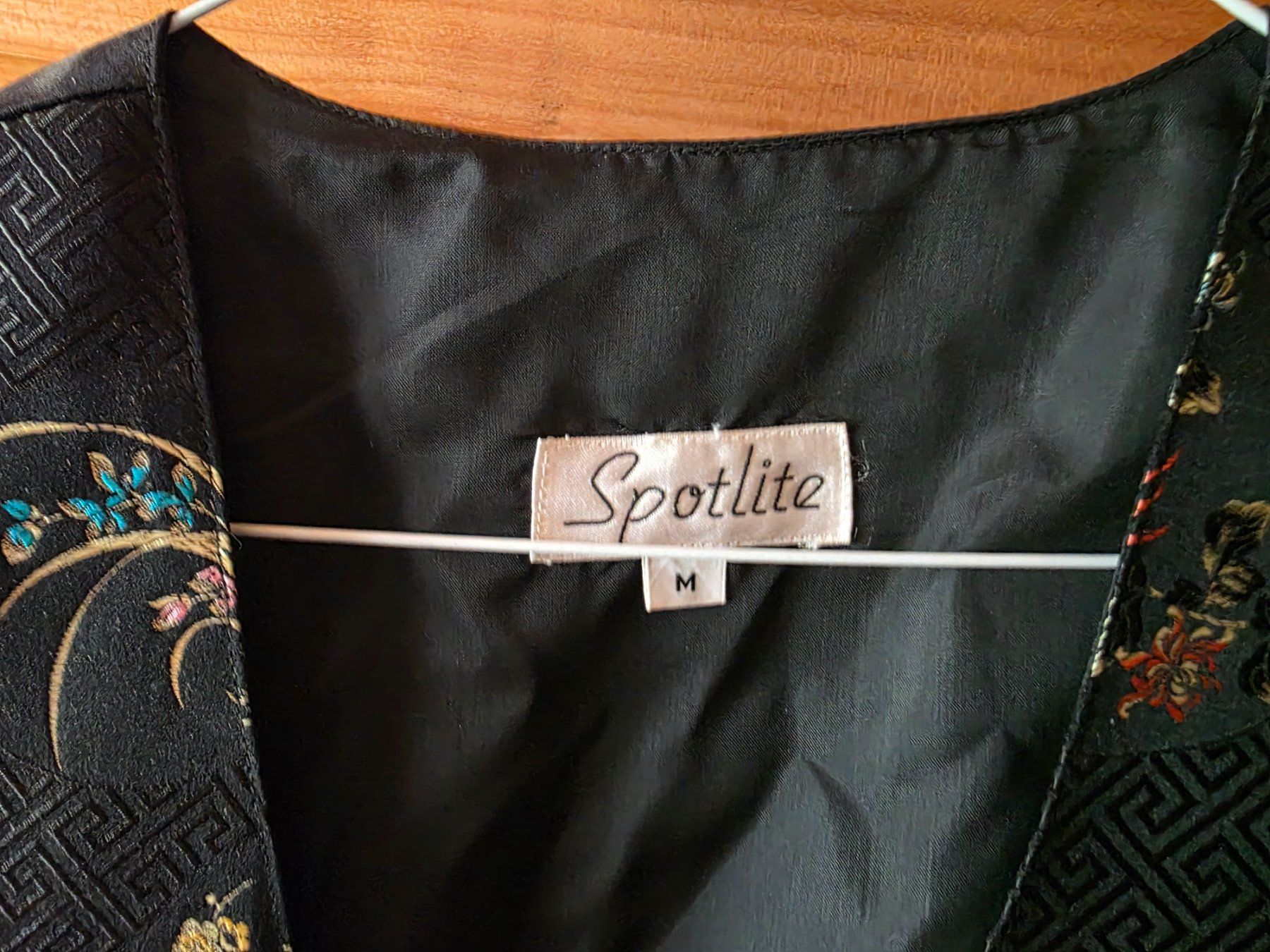 Gilet & Giacche senza maniche: Damen Seiden Misch Gilet Spotlite – Usato da Walterswil BE venduto da Lonitti 2