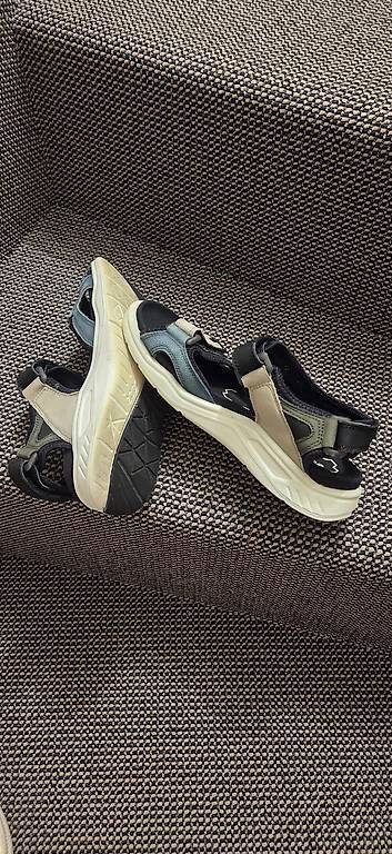 Scarpe per ragazzi: Ecco Sandalen Gr 36 – Usato da MUTTENZ venduto da cod_8p5k 1