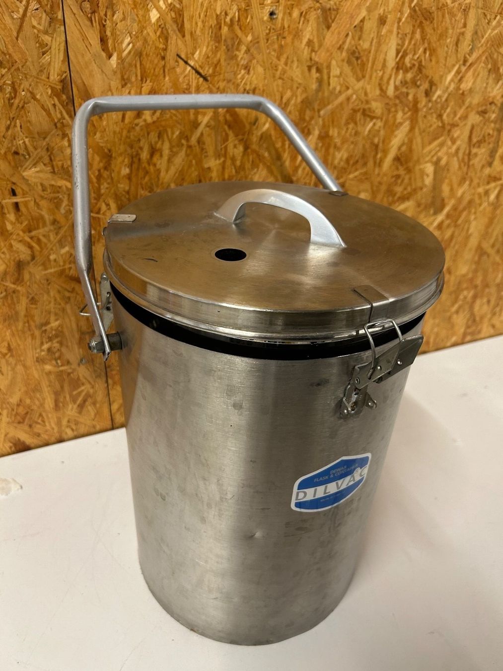 Contenitori edile: 7L Dilvac Dewar Flask Container – Usato da Schupfart venduto da philippb06 3