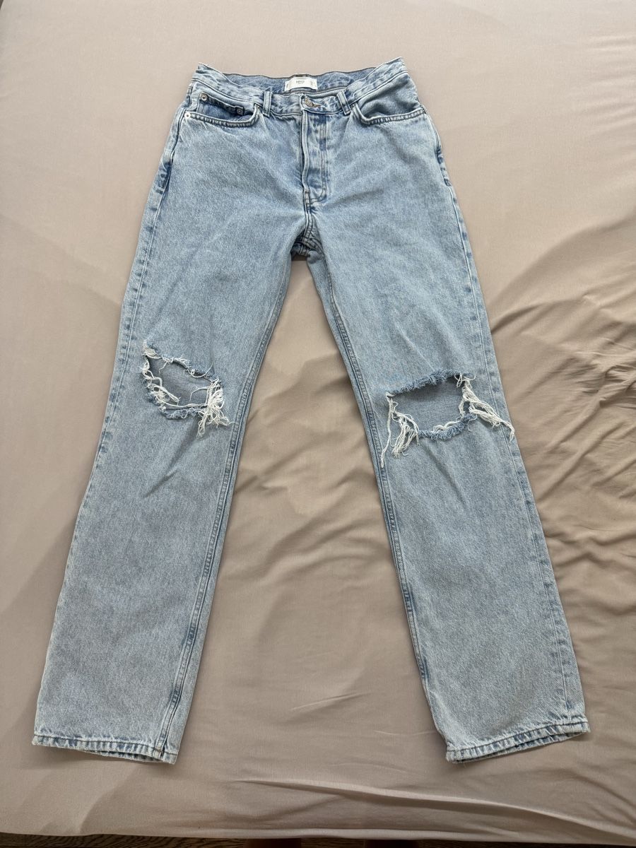 Mango Jeans: Jean Mango bleu taille 36 déchiré bon état – Gebraucht aus Granges VS von coraliegrd5
