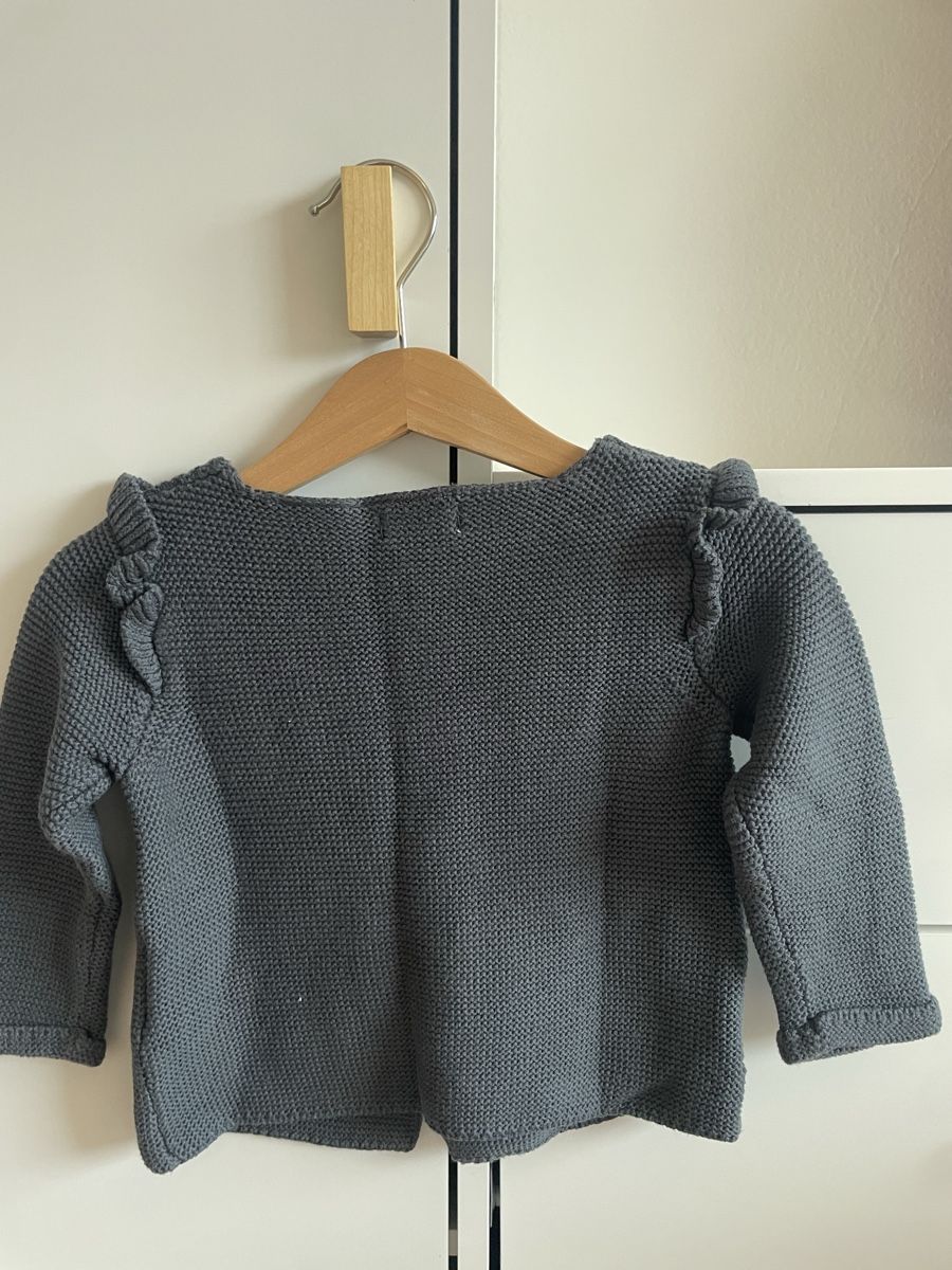 Maglioni & Felpe: Gr. 68-71 Strickjacke – Usato da Wädenswil venduto da flo8820 1