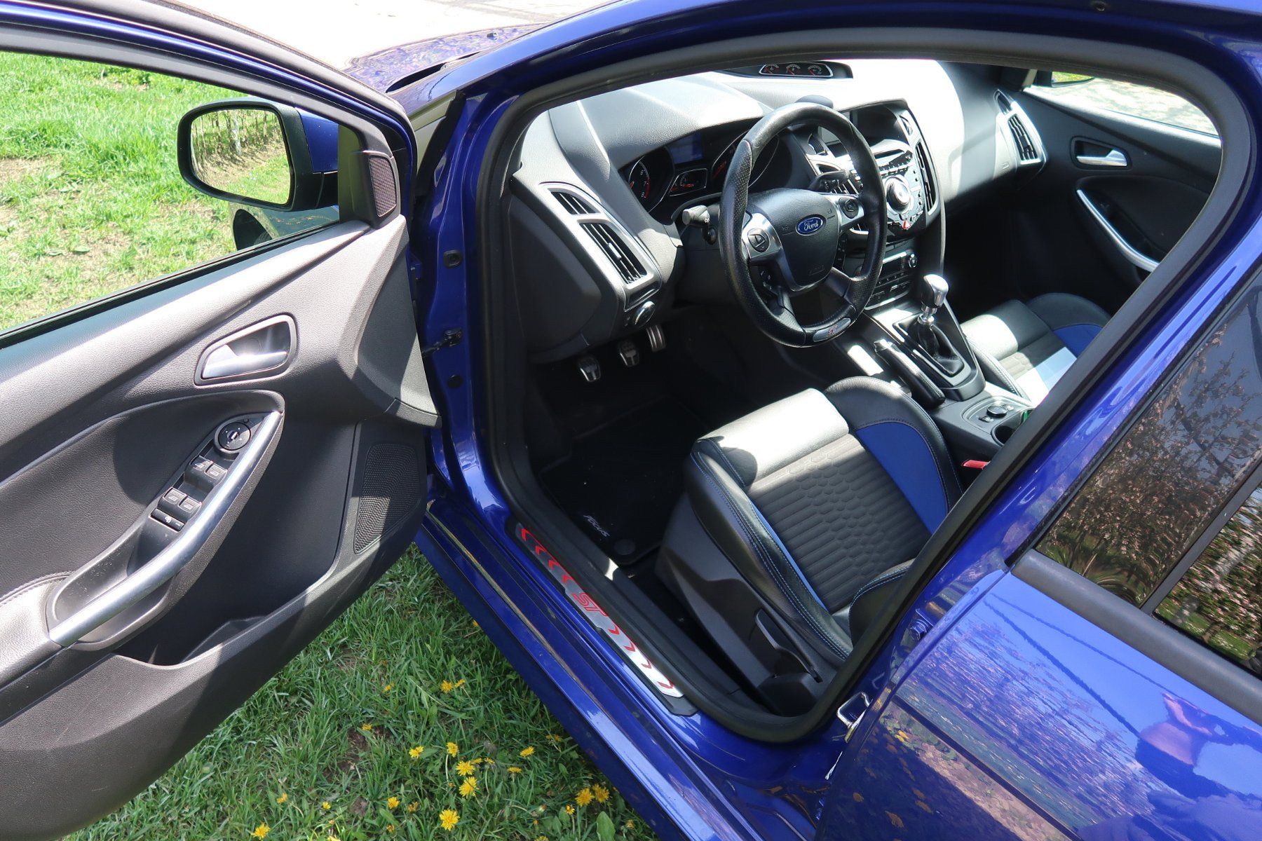 Ford Automobili: Ford Focus ST  Sation Wagon 2.0i EcoB SCTi – Usato da Büsingen venduto da garagealtmann 4