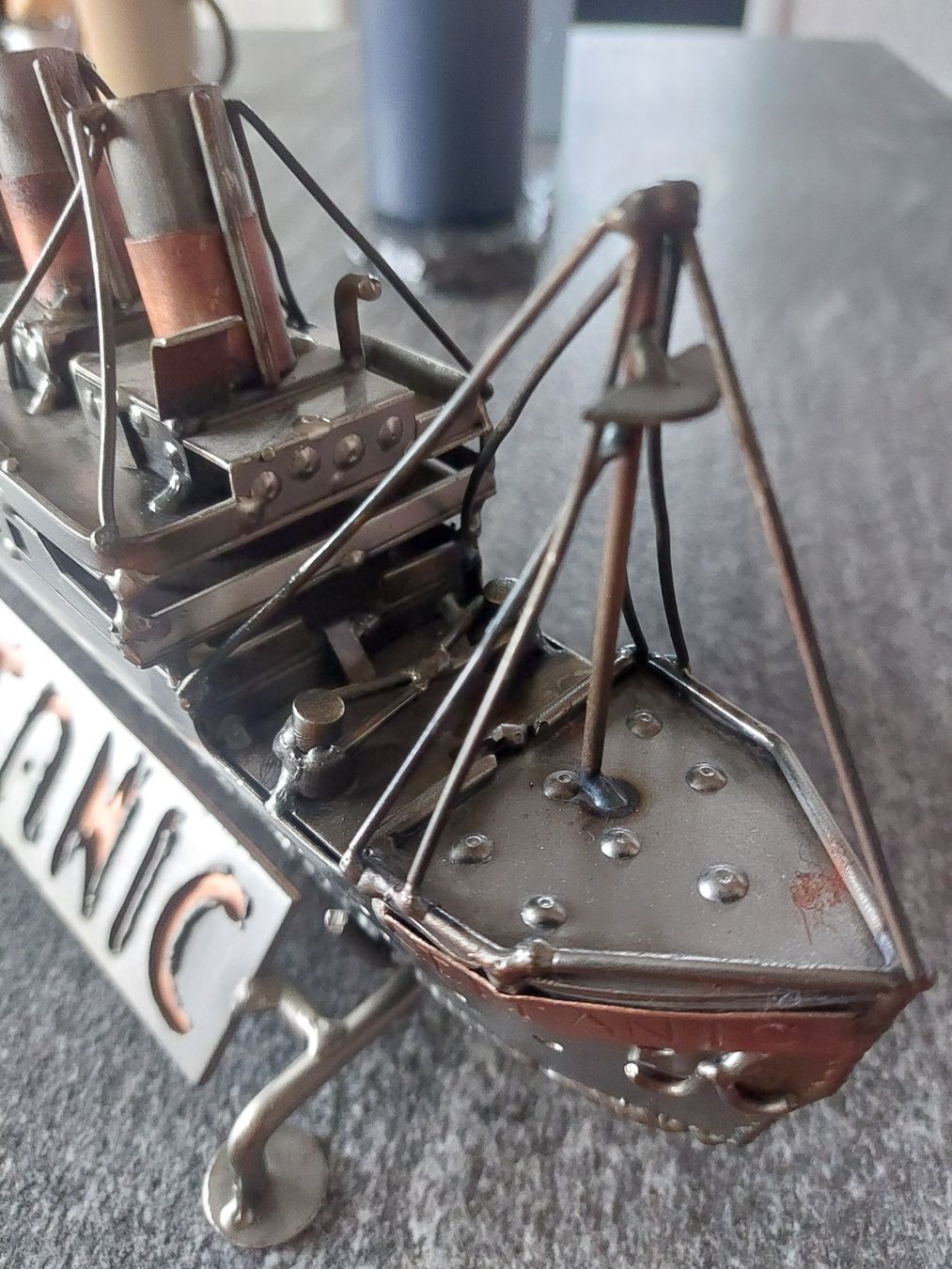 Tutte le decorazioni: Titanic Metall Modell 35cm mit Ständer – Usato da Bremgarten AG venduto da marcelbu62 1