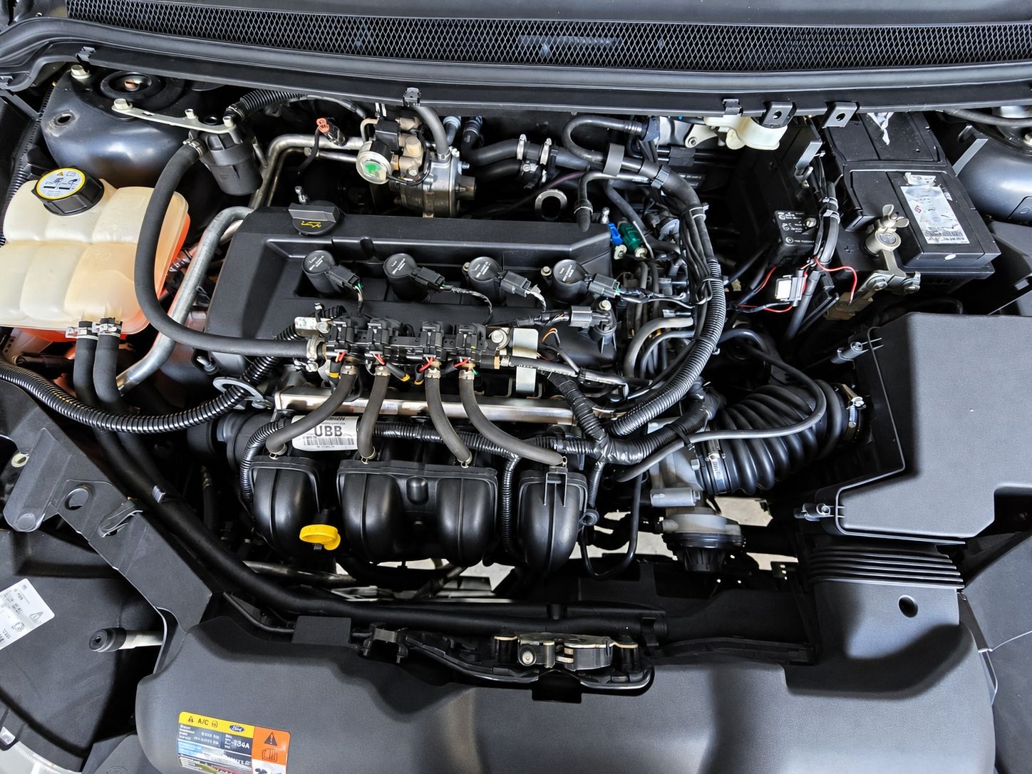Ford Automobili: Ford Focus 1.8i mit Gas – Usato da St. Gallen venduto da Mladjaa21 4