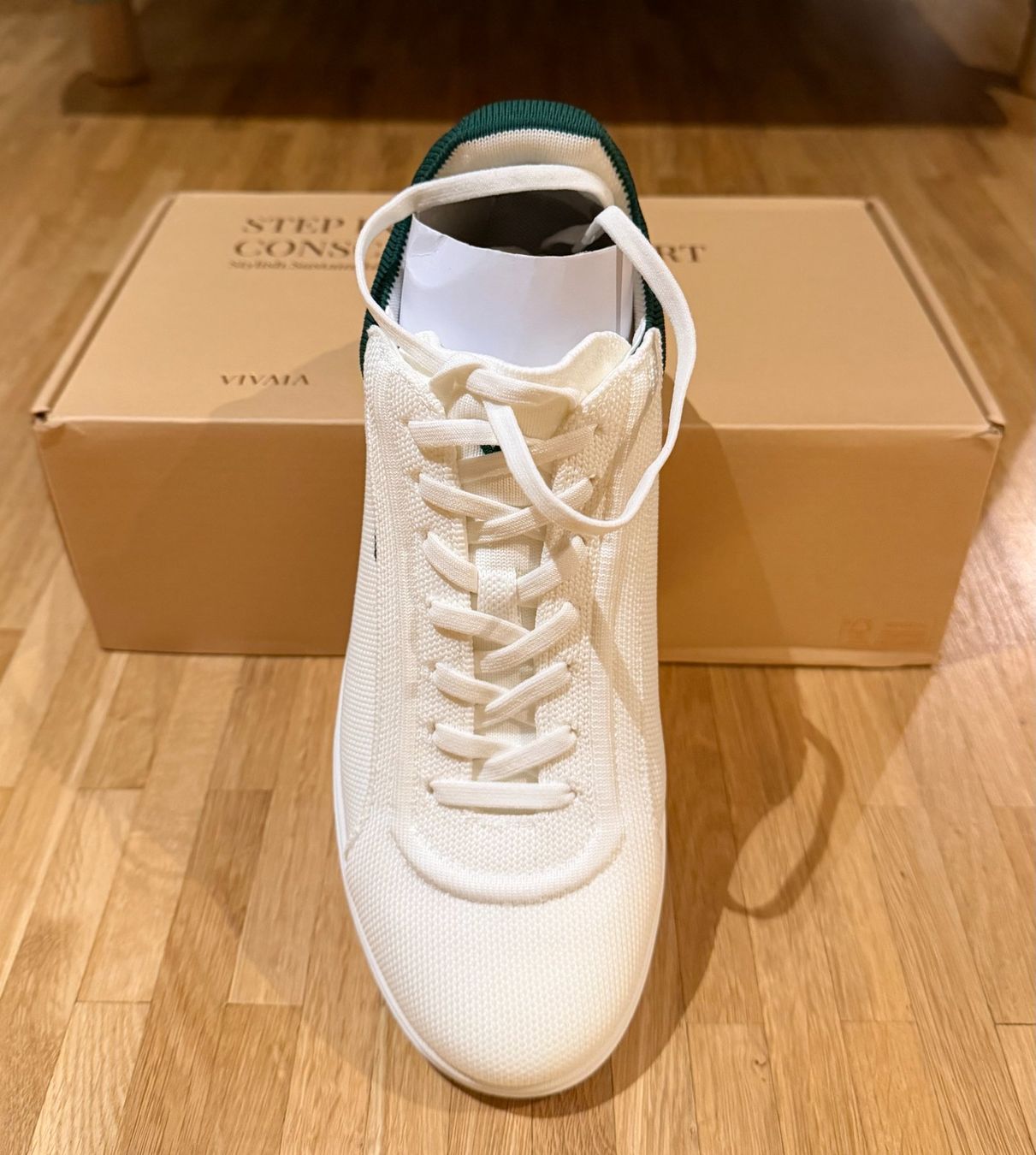 Scarpe da donna: White sneakers – Nuovo e nell'imballaggio originale da Grandvaux venduto da b_lucia_s 1