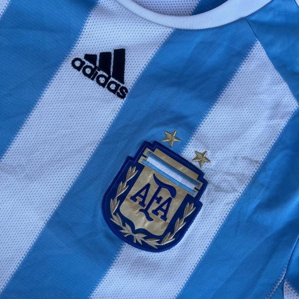 Adidas Leibchen & Hosen: Argentinien Trikot Adidas – Gebraucht aus Riehen von RESTREET 1