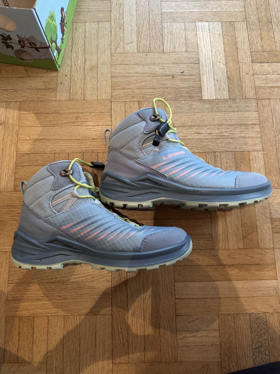 Lowa Scarpe per ragazzi: Lowa Wanderschuhe, Grösse 34 – Nuovo (secondo la descrizione) da Kleinandelfingen venduto da les_gb7w 3