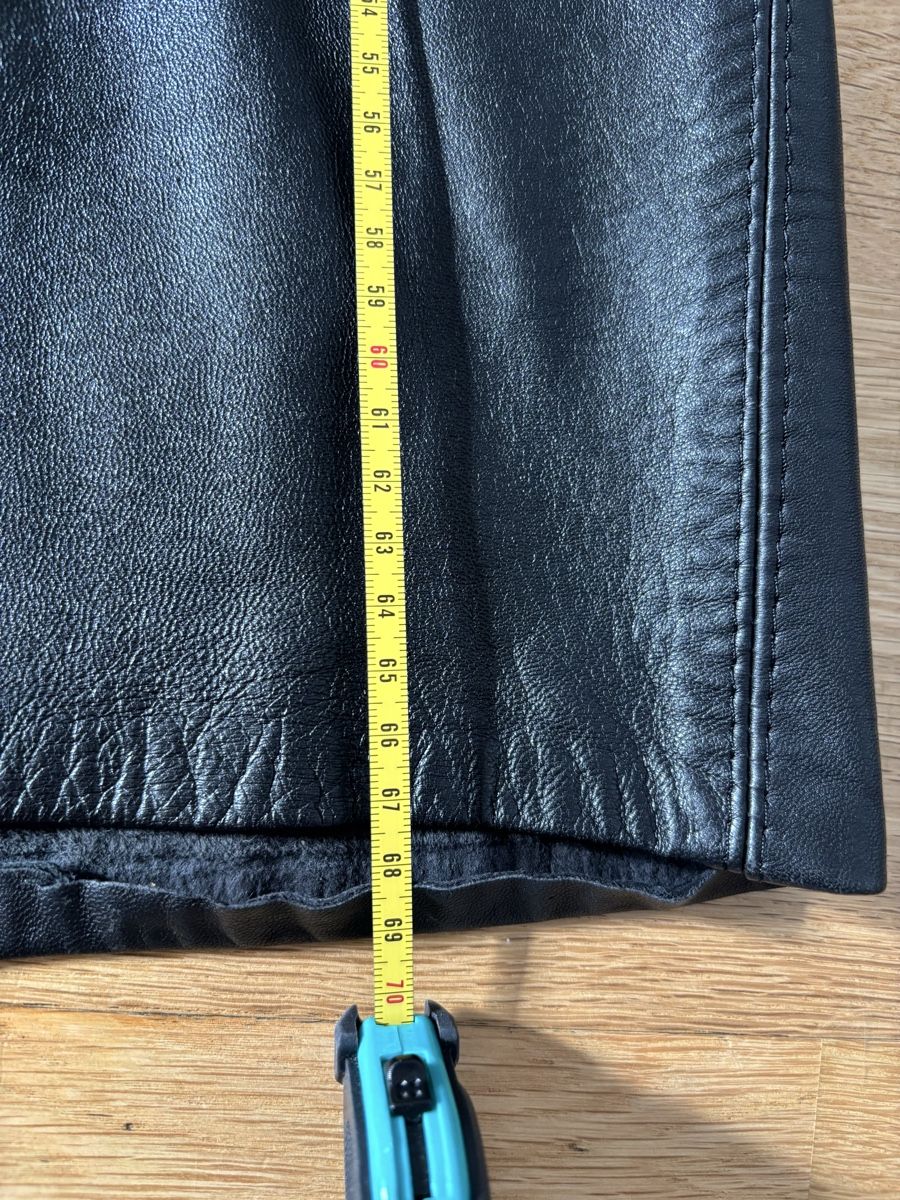 Saint Laurent Gonne: Leder Rock Yves Saint Laurent schwarz 40 – Usato da Fribourg venduto da dafral 6