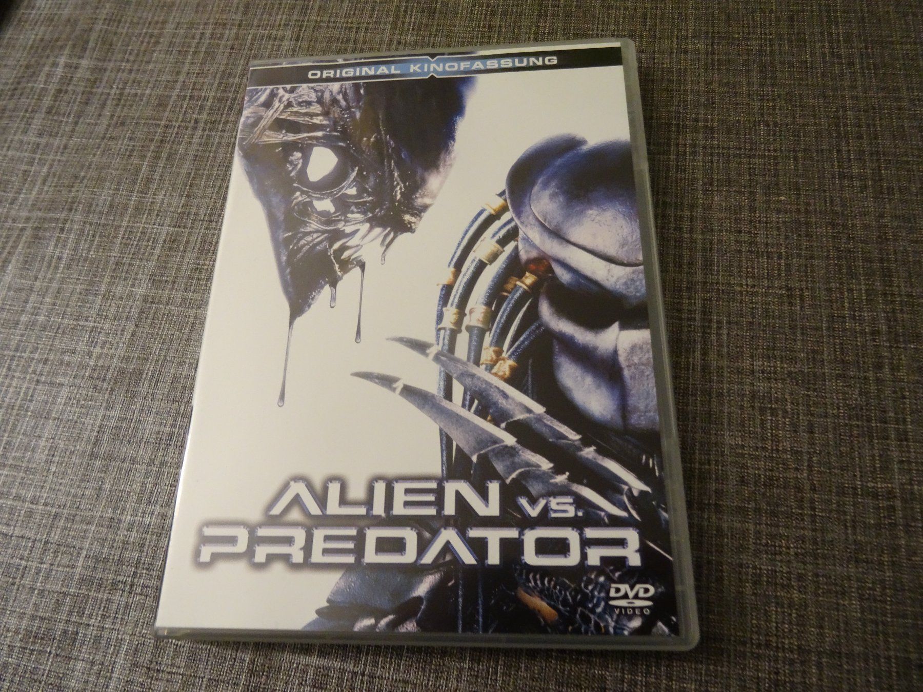 Tutti i DVDs: Alien vs. Predator DVD – Usato da Olten venduto da Disc-Verkauf