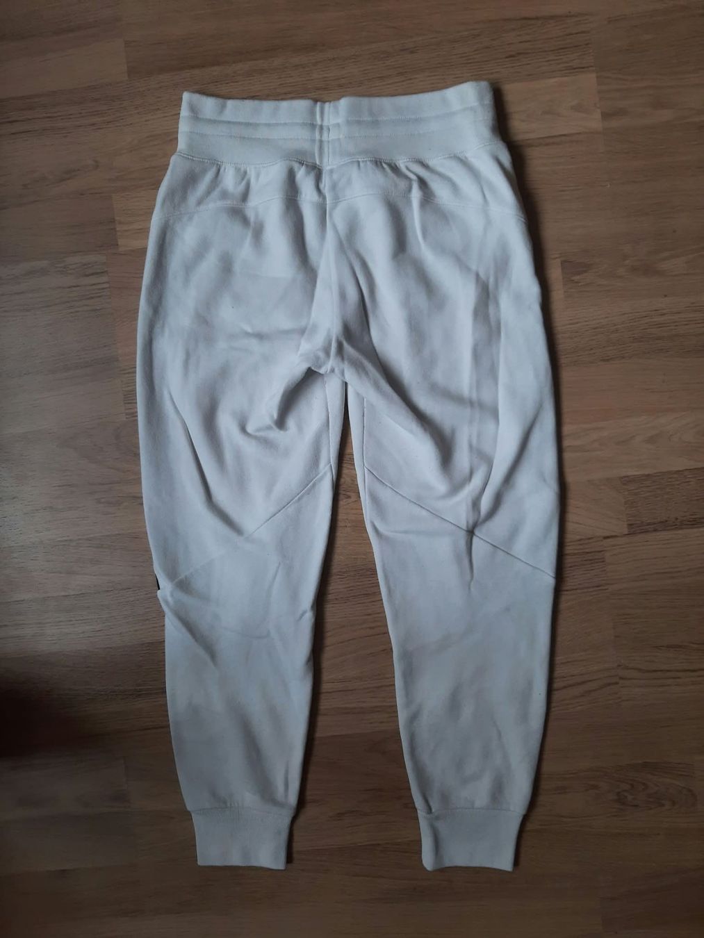 Pantaloni: Training Under Armour – Usato da Neuchâtel venduto da col_6rbm 1
