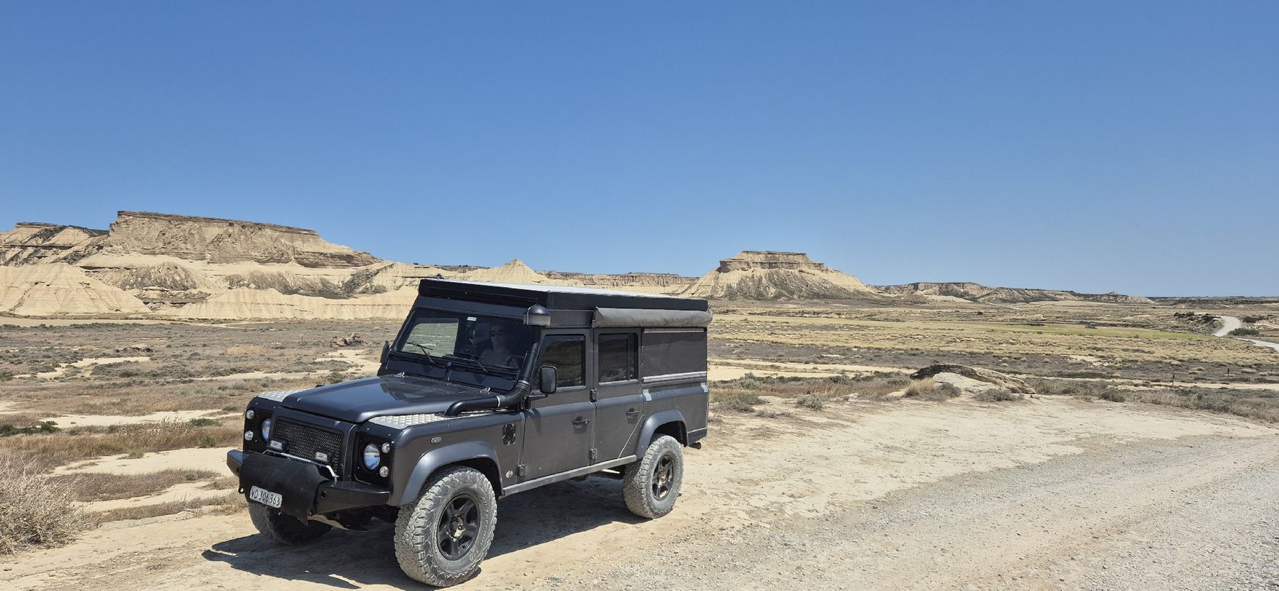 Land Rover Veicoli da campeggio: Land Rover Defender 110 aménagé complet – Usato da Gingins venduto da lutin_4