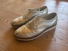 Silberne Schuhe Grösse 39
