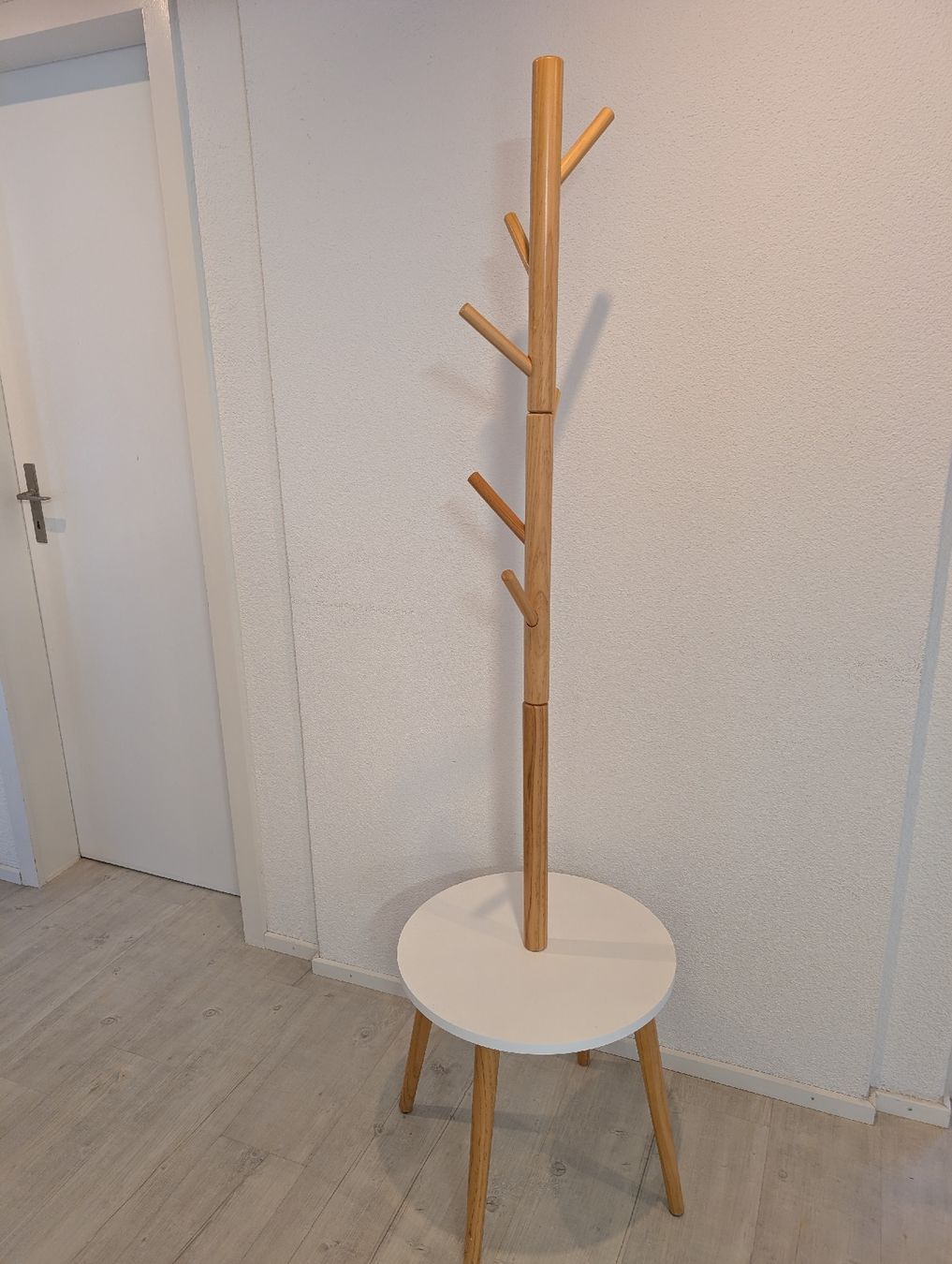 Porte manteau: Kleiderständer mit Hacken – D'occasion à Neuheim par Sonnenblume3
