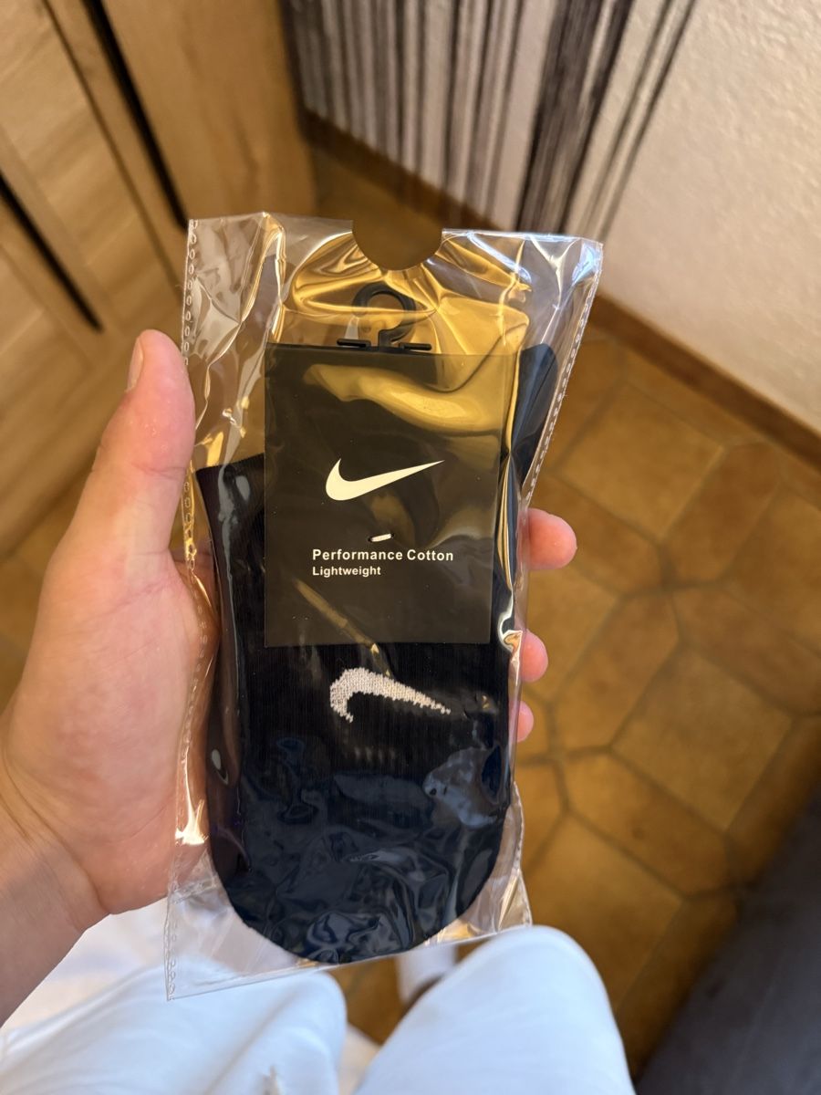 Nike Calze: Nike Socken Performance Cotton Leicht neu Grösse M – Nuovo e nell'imballaggio originale da St. Niklaus VS venduto da dustin006
