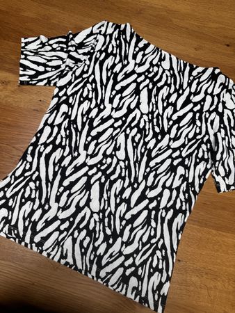 schönes Damen T Shirt von C & A - Grösse M - wie NEU