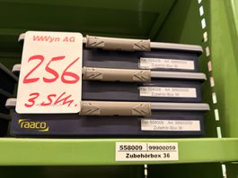 3 Zubehörboxen (Lot 256) 8108 Dällikon